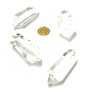 Kryształ Górski Amulet Przejrzystości i Mocy