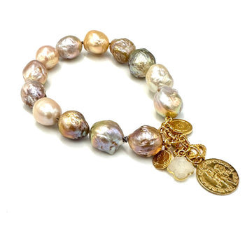 Różowa perła barokowa na bransoletce Ewa Mrochen Jewellery, elegancki dodatek dla miłośników biżuterii jubilerskiej
