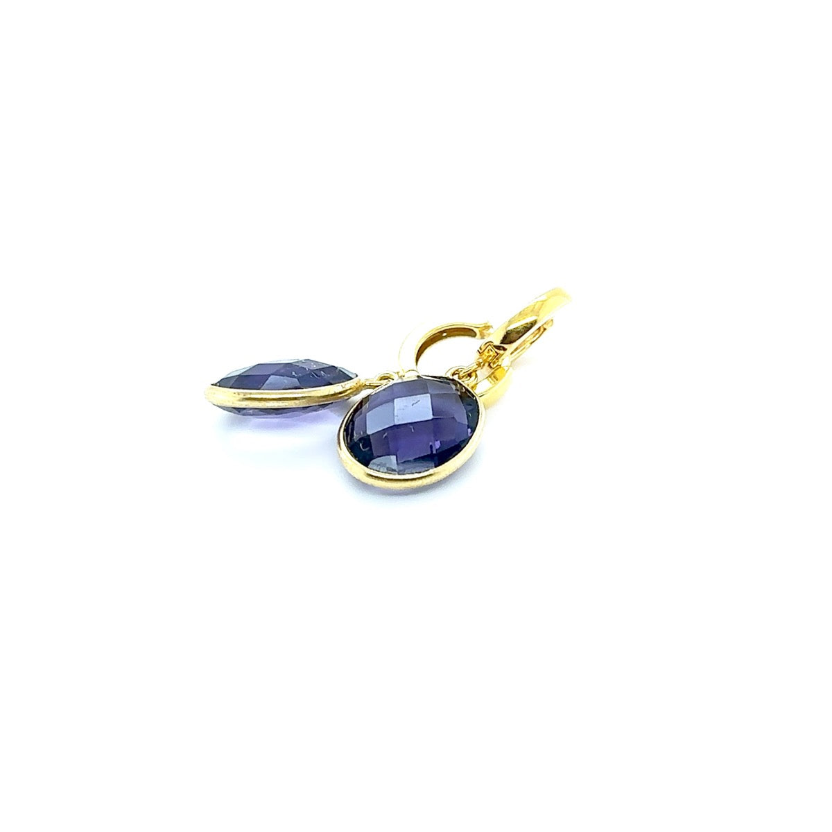 Srebrne kolczyki z ametystem Królewskie od Ewa Mrochen Jewellery, ozdobione dużymi fioletowymi kamieniami ametystu