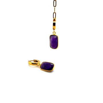 Zmysłowe kolczyki z ametystem od Ewa Mrochen Jewellery® na zdjęciu, eleganckie i delikatne, idealne na specjalne okazje