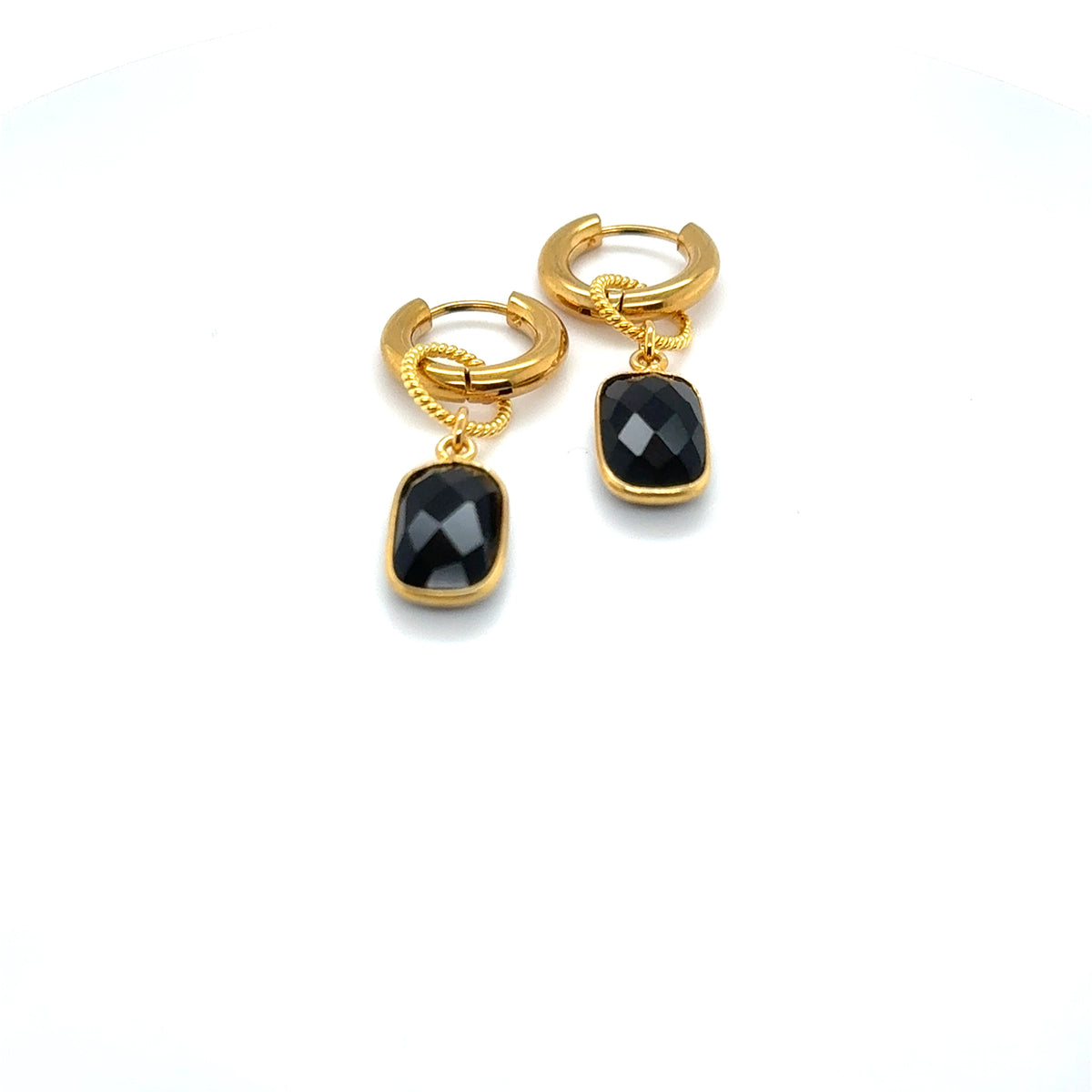 Czarne kolczyki turmalin od Ewa Mrochen Jewellery, elegancki design, naturalny kamień i srebrne elementy.