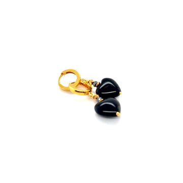 Czarne kolczyki z turmalinem w kształcie serca od Ewa Mrochen Jewellery, elegancki i unikalny dodatek do stylizacji
