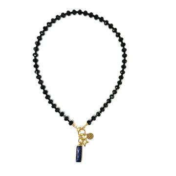 Czarny turmalin i spinel, naszyjnik Ewa Mrochen Jewellery, elegancki i praktyczny, z czarnymi kamieniami na delikatnym łańcuszku