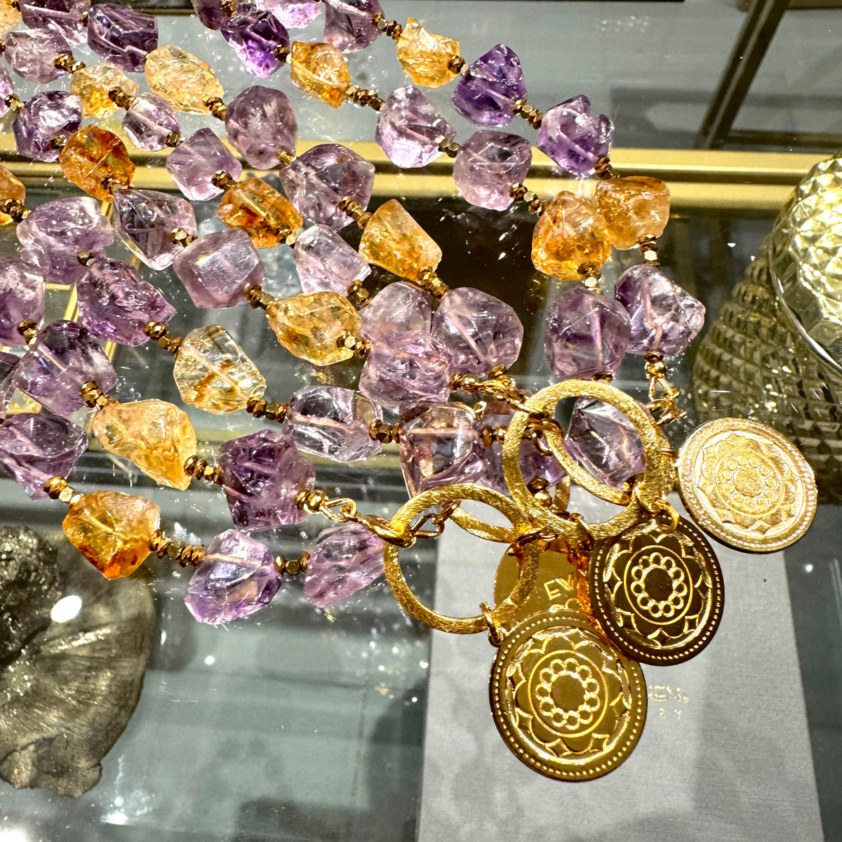 Naszyjnik z ametystem i cytrynem Queen Of Glory od Ewa Mrochen Jewelry, ozdobny biżuteryjny dodatek dla kobiet