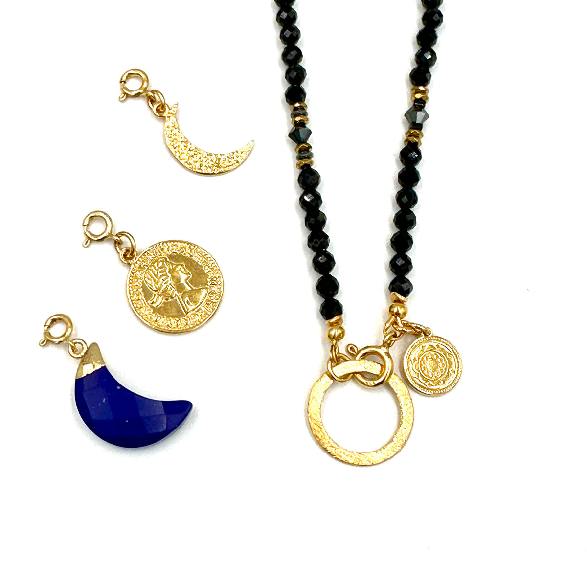 Czarny turmalin naszyjnik Ewa Mrochen Jewellery, elegancki i stylowy, z czarnym turmalinem na srebrnym łańcuszku.