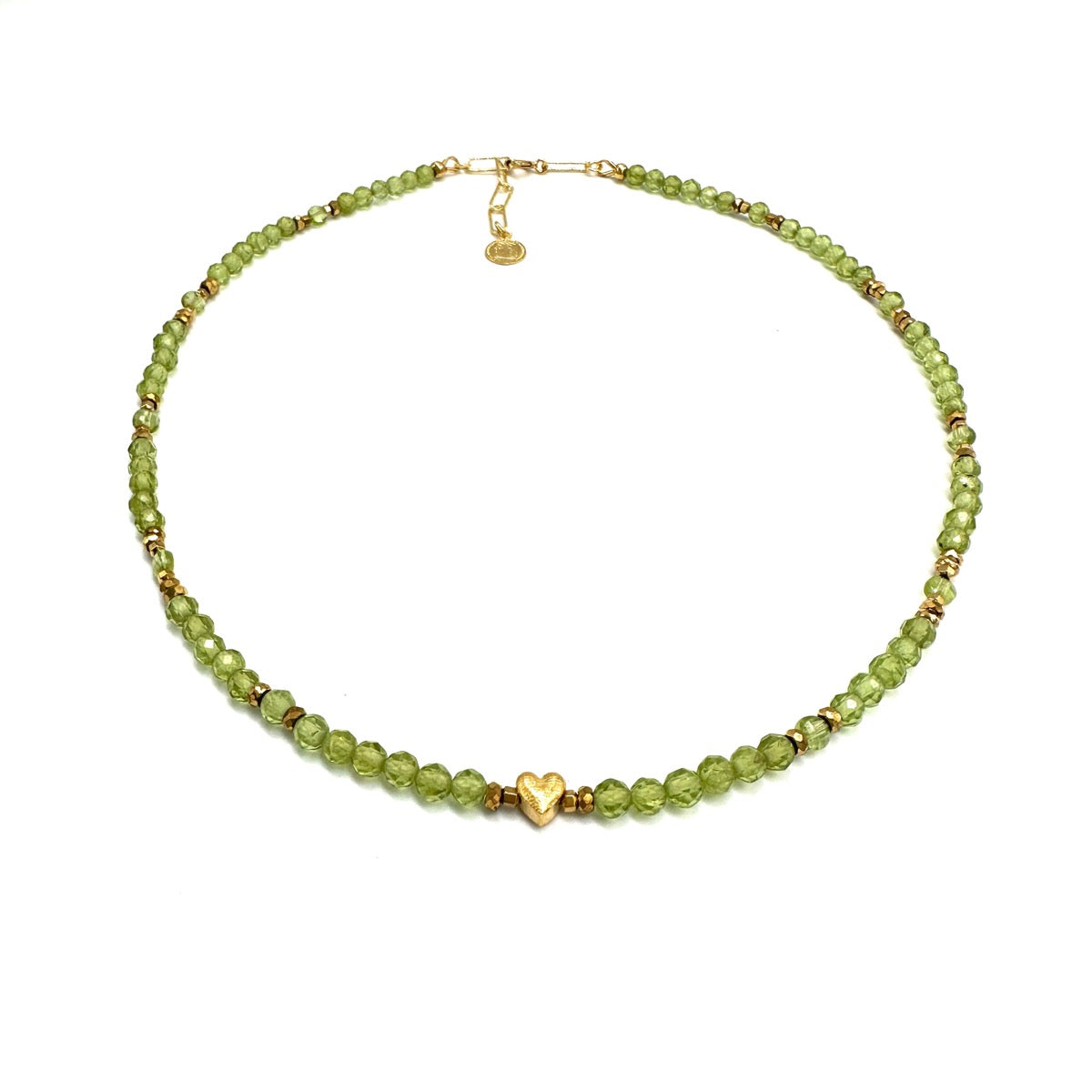 Oliwin naszyjnik GOOD FORTUNE od Ewa Mrochen Jewellery, delikatny srebrny naszyjnik z zawieszką, na białym tle.