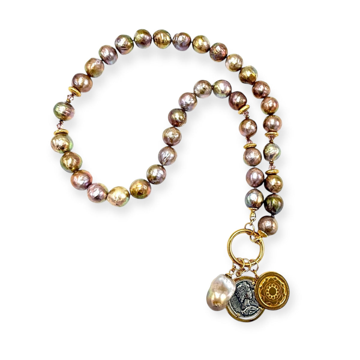 Naszyjnik Victoria z perłą barokową od Ewa Mrochen Jewellery, elegancki i unikalny biżuteryjny dodatek.