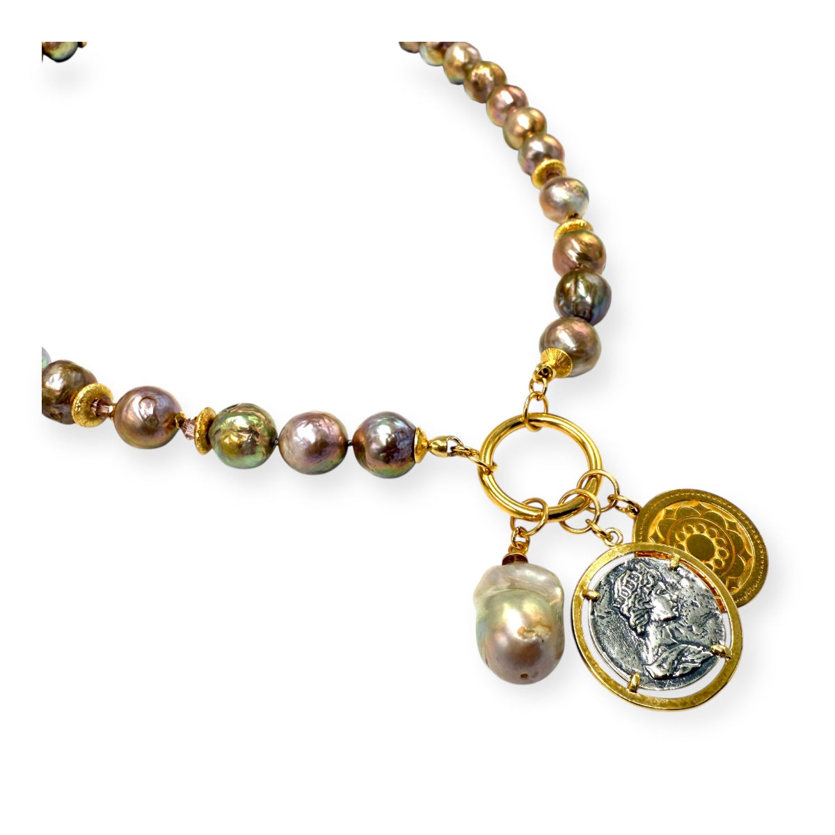 Naszyjnik Victoria z perłą barokową od Ewa Mrochen Jewellery, elegancki i unikalny dodatek biżuteryjny