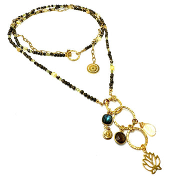 Długi naszyjnik z pirytu, cytrynu i oliwinu od Ewa Mrochen Jewellery, elegancki i luksusowy biżuteria autorska.