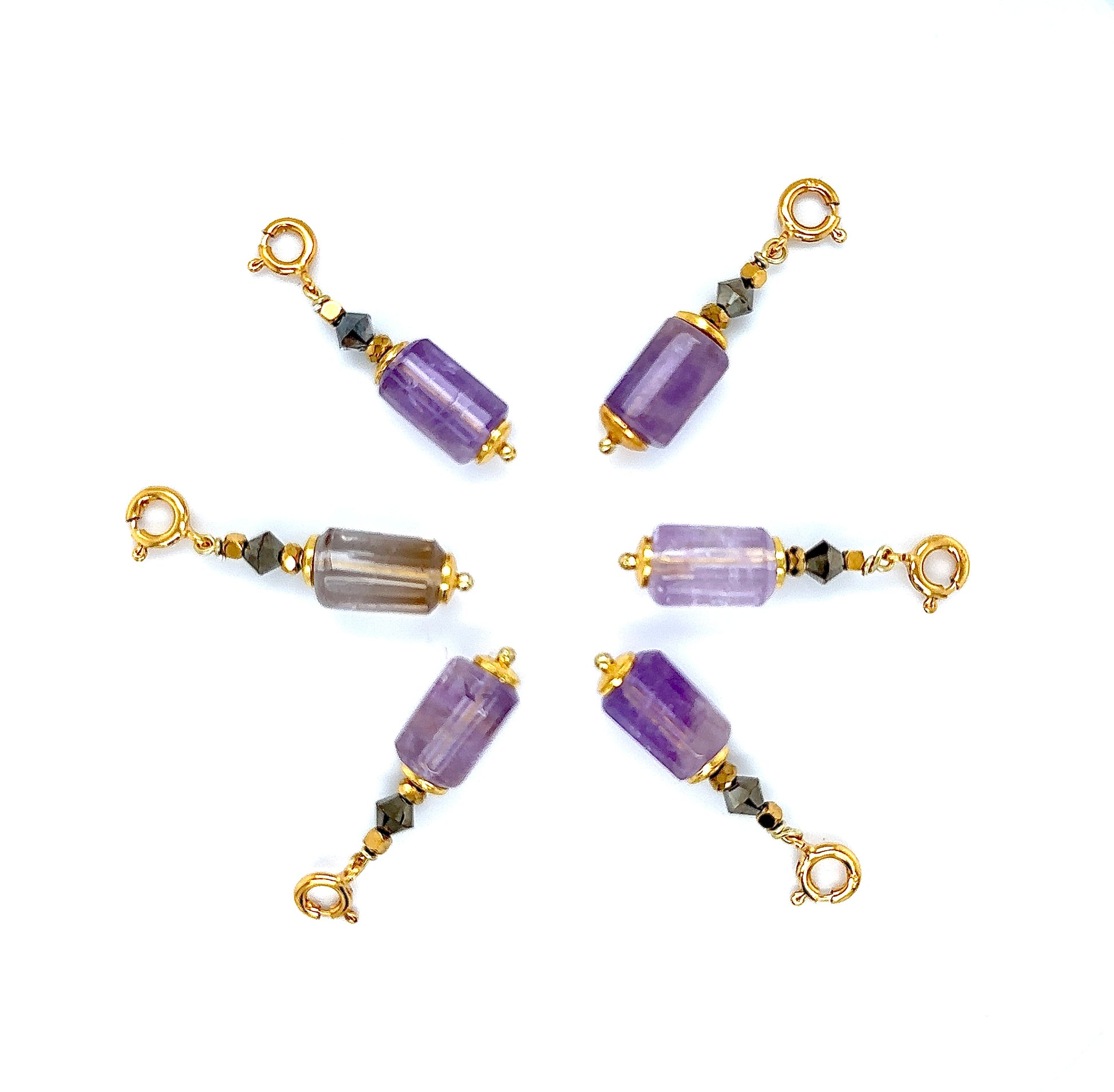 Zawieszka Ametryn Magia Obfitości od Ewa Mrochen Jewellery, elegancki wisior z kamieniem ametystu na srebrnym łańcuszku