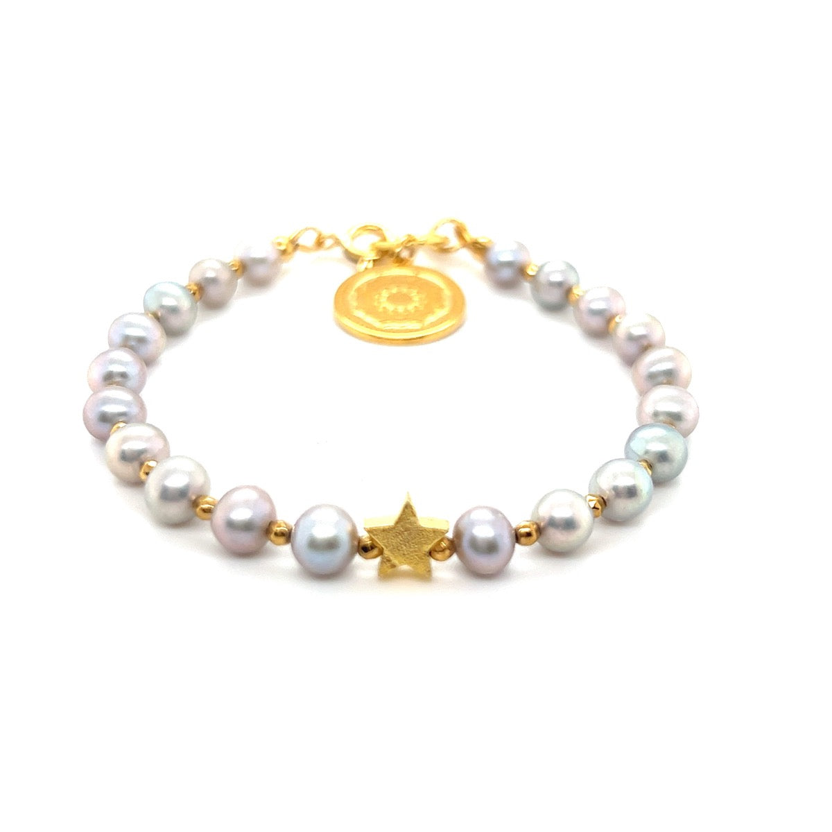 Srebrzysta bransoletka Lady Star z perłą, biżuteria Ewa Mrochen Jewellery, delikatny design na nadgarstek