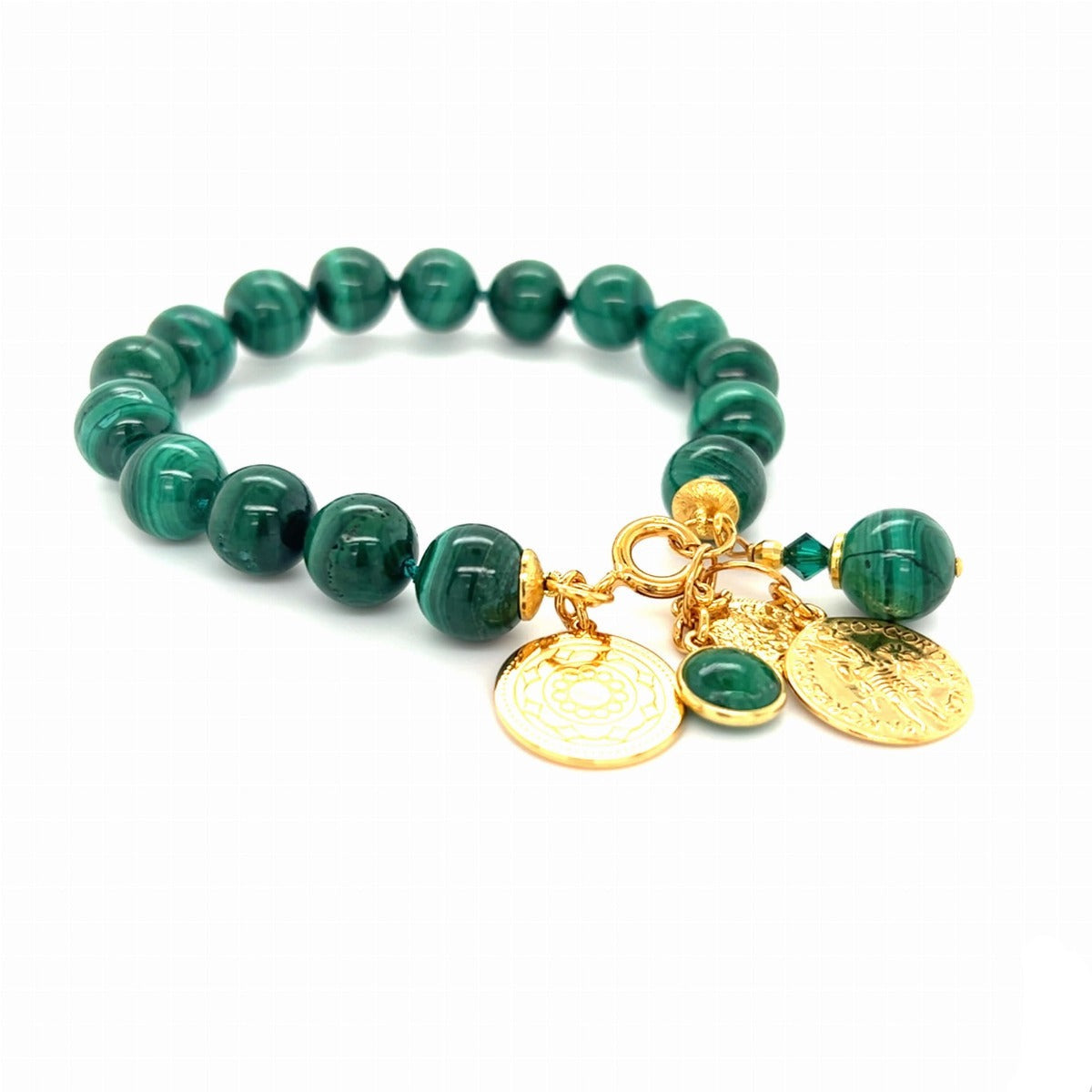 Bransoletka z malachitu Ewa Mrochen Jewellery, klejnot Twojej Mocy, na nadgarstku z naturalnym kamieniem malachitu.