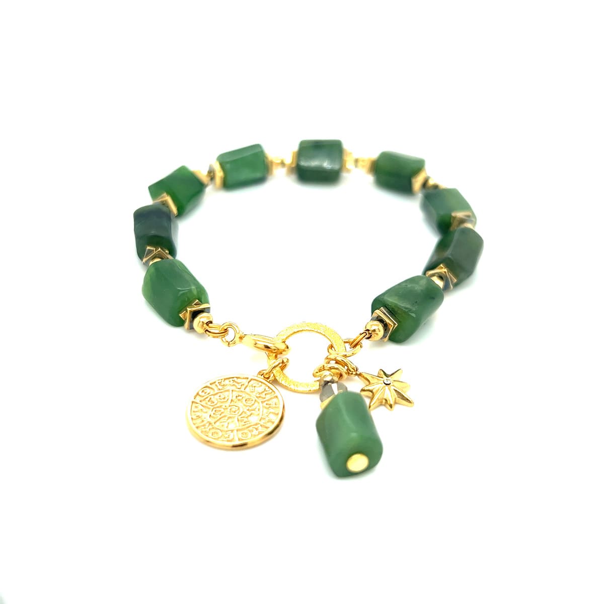 Bransoletka z nefrytu od Ewa Mrochen Jewellery, delikatny kamień nefryt, elegancka biżuteria na rękę, naturalny kamień ozdobny