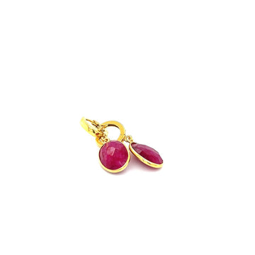 Kolczyki Rubin Prestiż od Ewa Mrochen Jewellery z klejnotami, elegancki i błyszczący design złotej biżuterii.