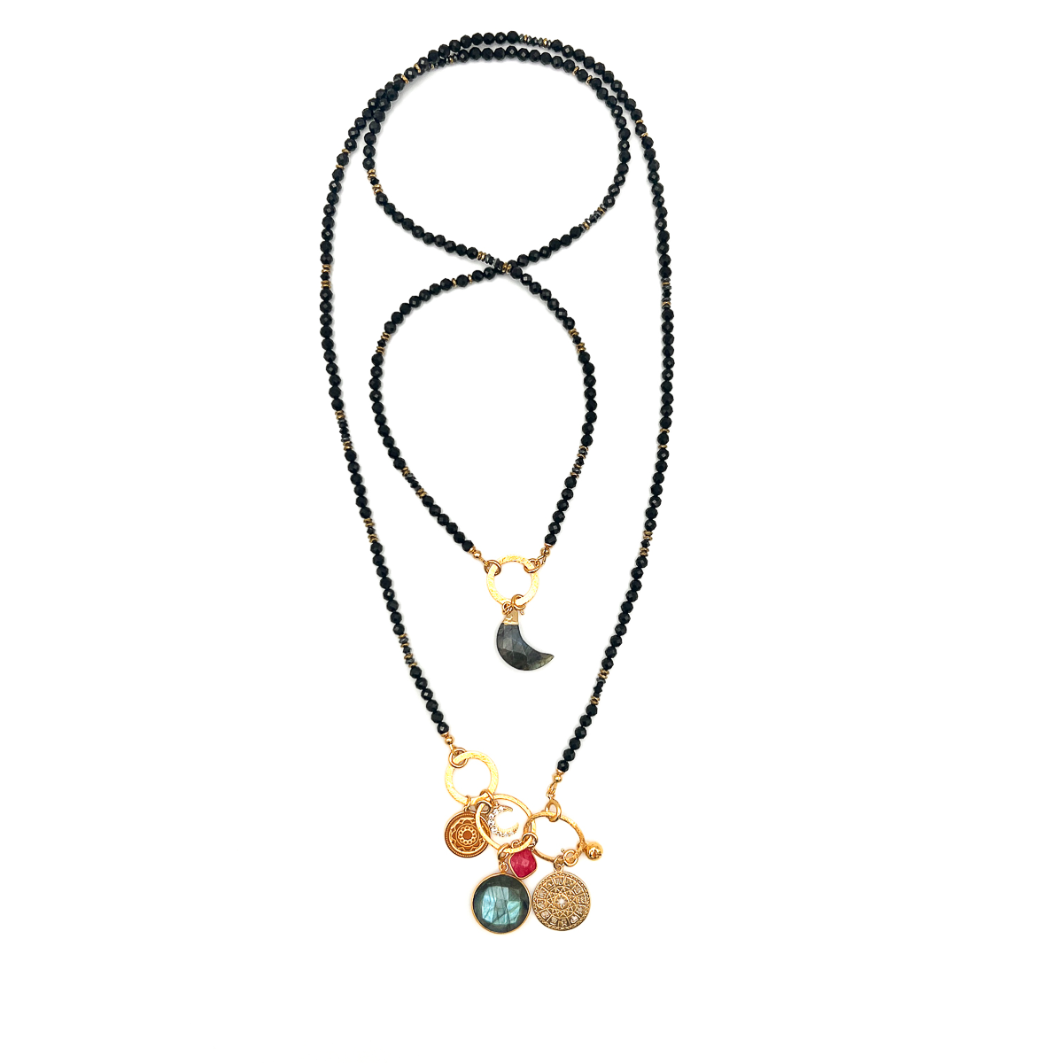 Długi czarny turmalinowy naszyjnik Ewa Mrochen Jewellery z kamieniami, elegancki i stylowy dodatek do ubioru.