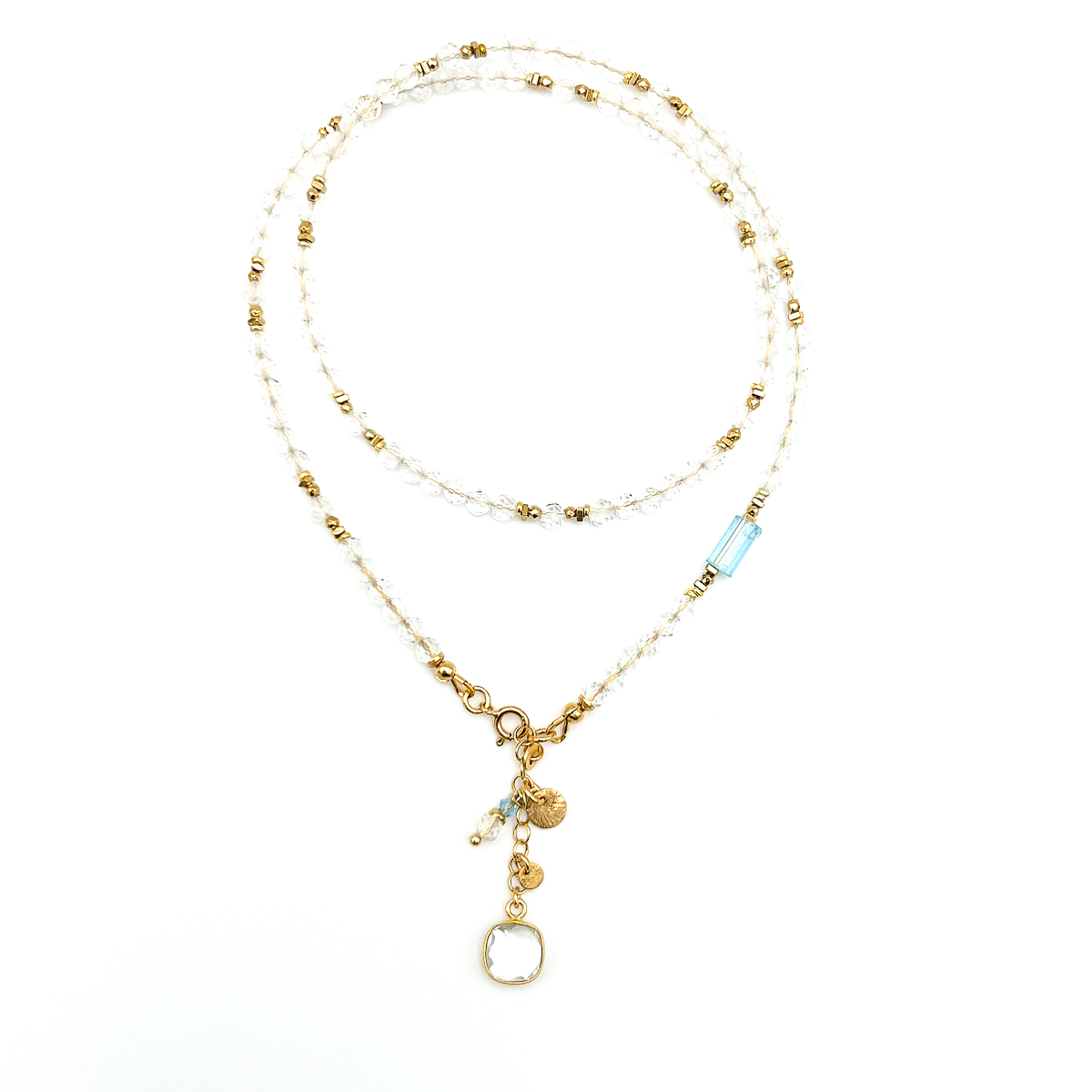 Naszyjnik z kryształem górskim od Ewa Mrochen Jewellery, elegancki naszyjnik z błyszczącym kryształem górskim.