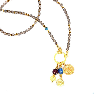 Naszyjnik z kwarcu dymnego, kyanitu i granatu od Ewa Mrochen Jewellery, naturalne kamienie na delikatnym łańcuszku