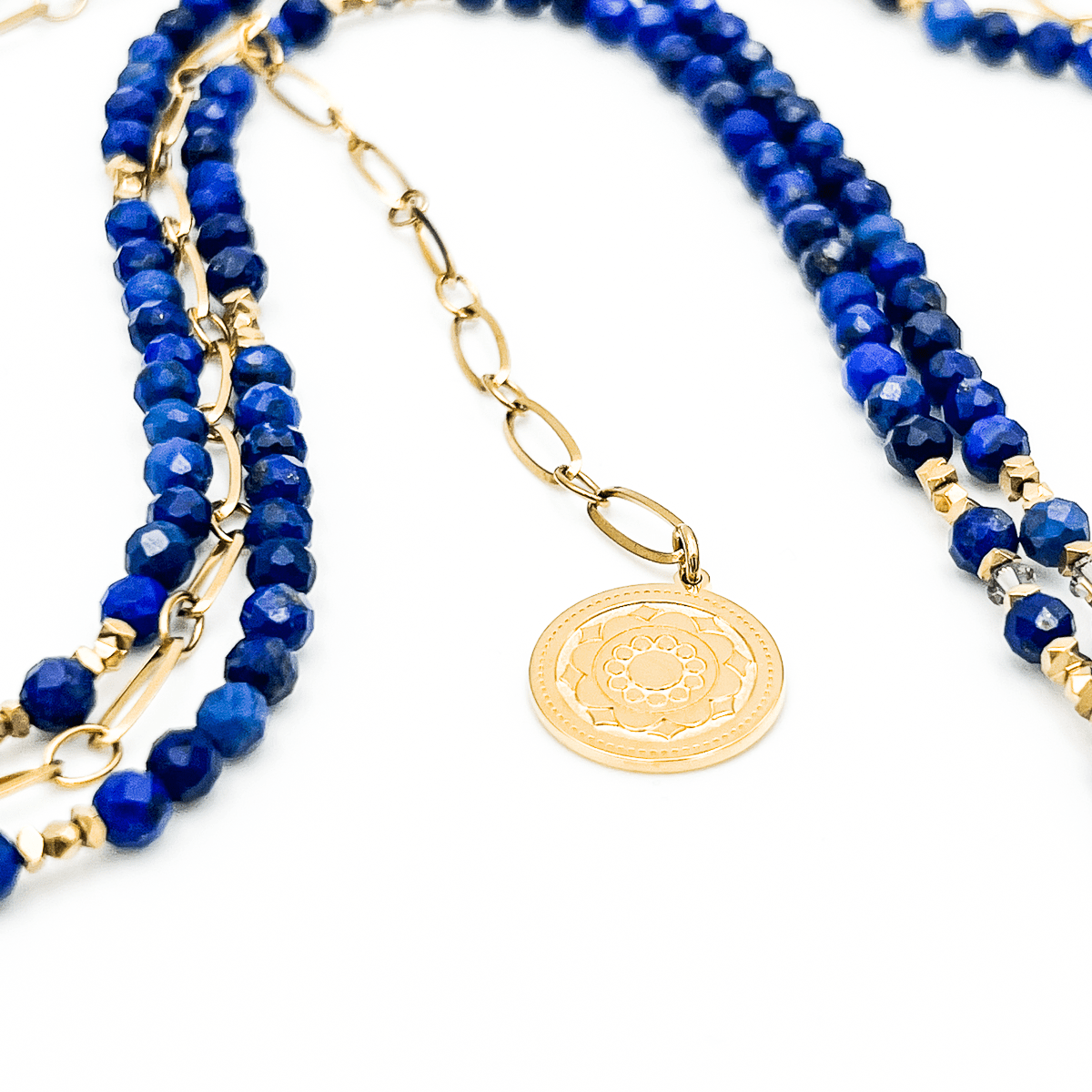 Naszyjnik z lapis lazuli i ornamentami Bogini, Ewa Mrochen Jewellery, ozdobny naszyjnik z kamieniami naturalnymi.