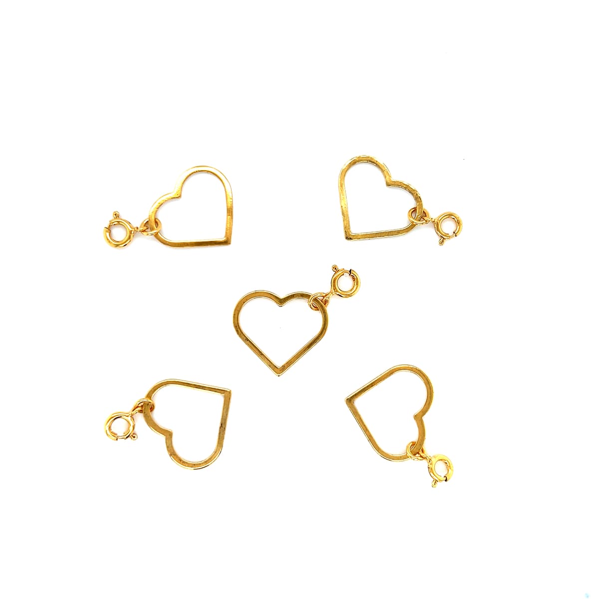 Zawieszka serce z kolekcji Ewa Mrochen Jewellery na łańcuszku, elegancki dodatek do biżuterii damskiej.